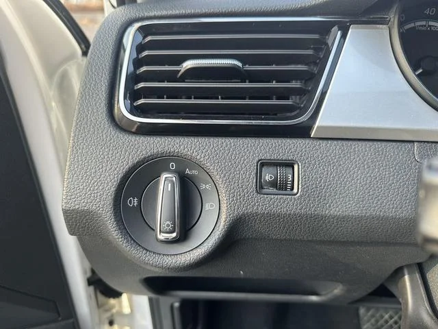 Skoda Rapid 2022 - миниатюра 11