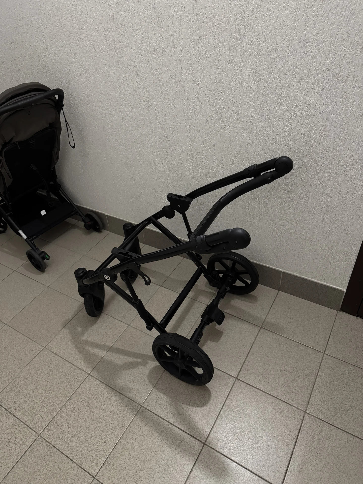 Коляска Tuttis Zille 3 в 1 - миниатюра 11