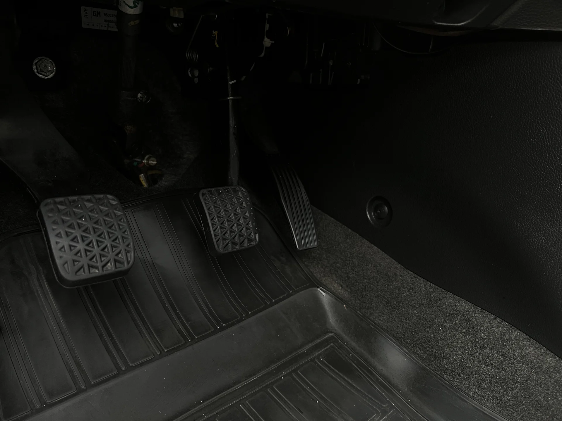 CHEVROLET AVEO 2014 - миниатюра 17
