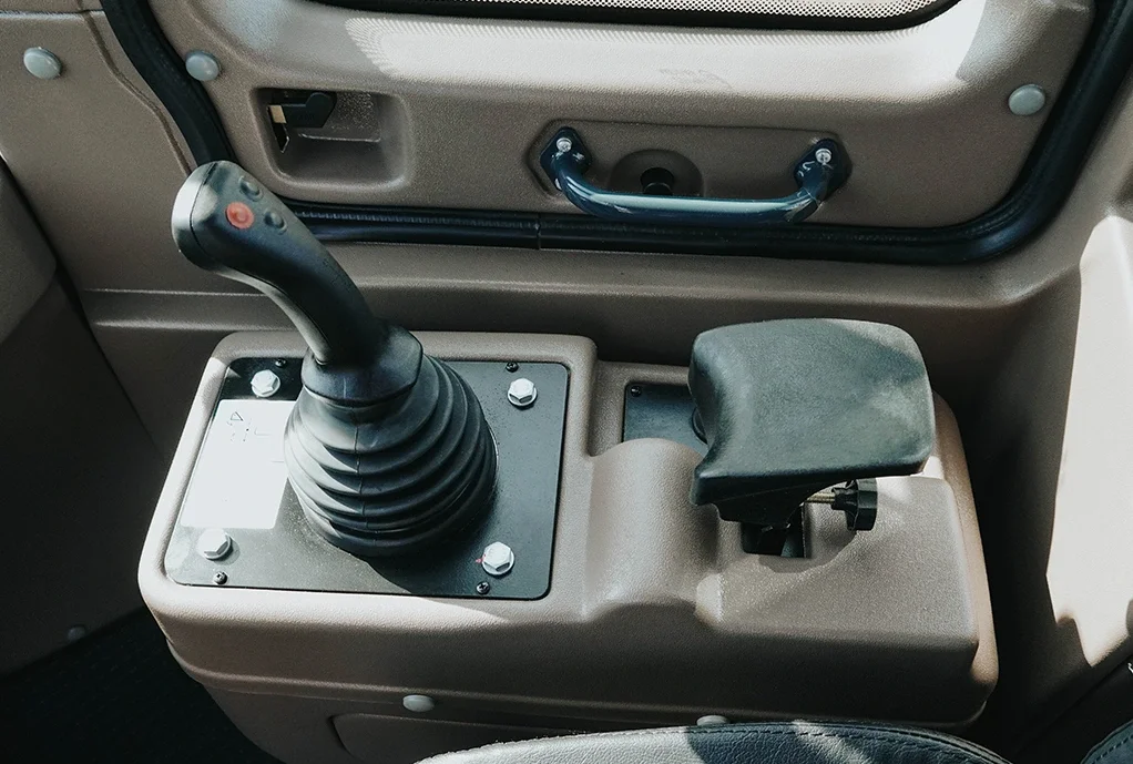 Beezone 956GT - миниатюра 10