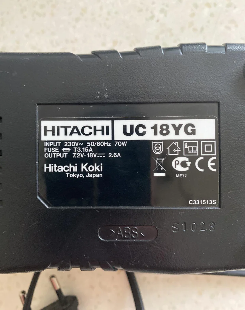 Зарядное устройство для шуруповерта Hitachi - миниатюра 2