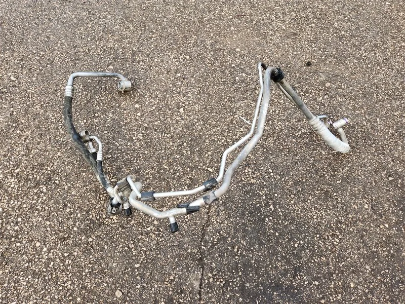 Трубка кондиционера Audi A3 8P CDA 2004-2013 - миниатюра 5