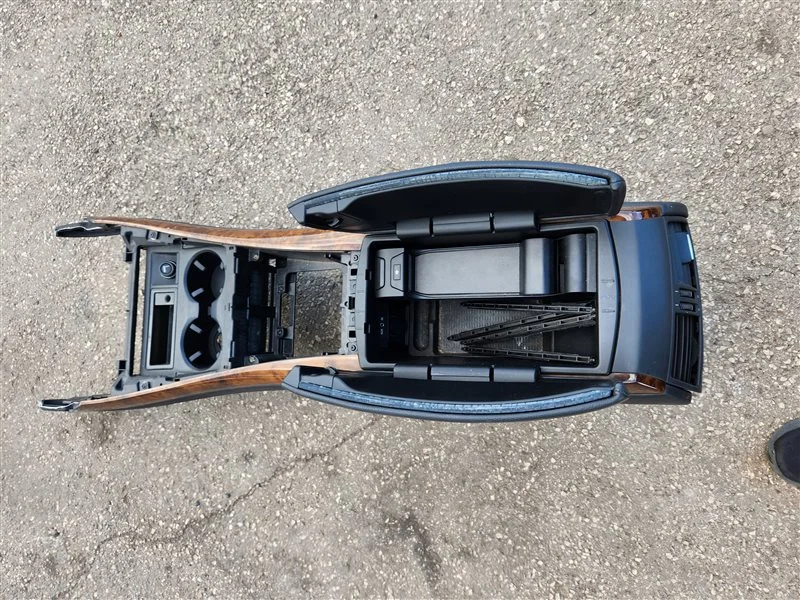Подлокотник BMW X5 E70 N62B48B 2012 - миниатюра 10