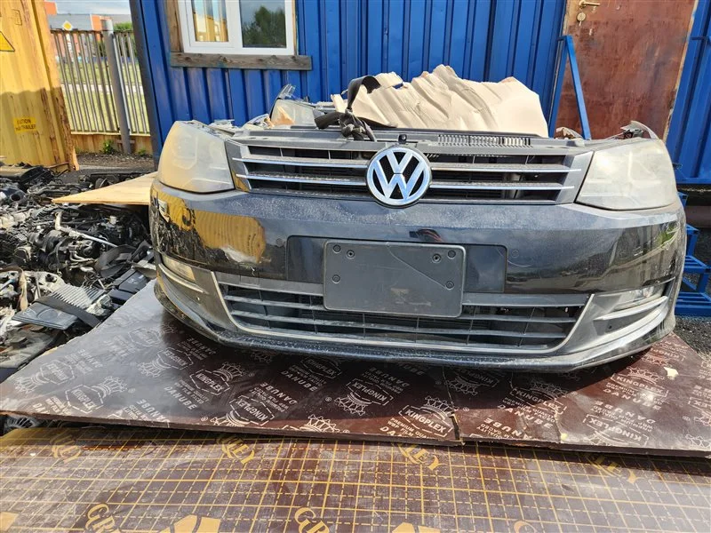 Nose cut Volkswagen Touran 1T3 - изображение 1