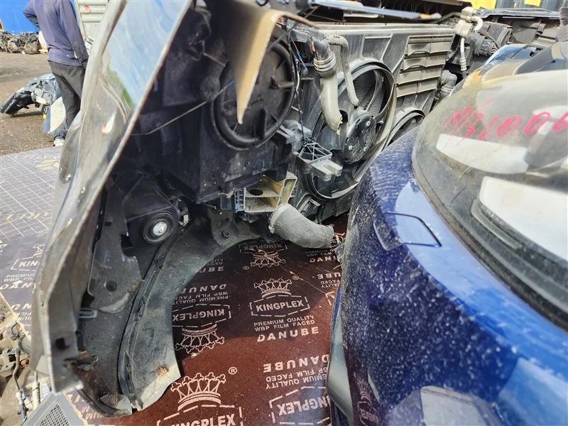 Nose cut Volkswagen Touran 1T3 - миниатюра 6