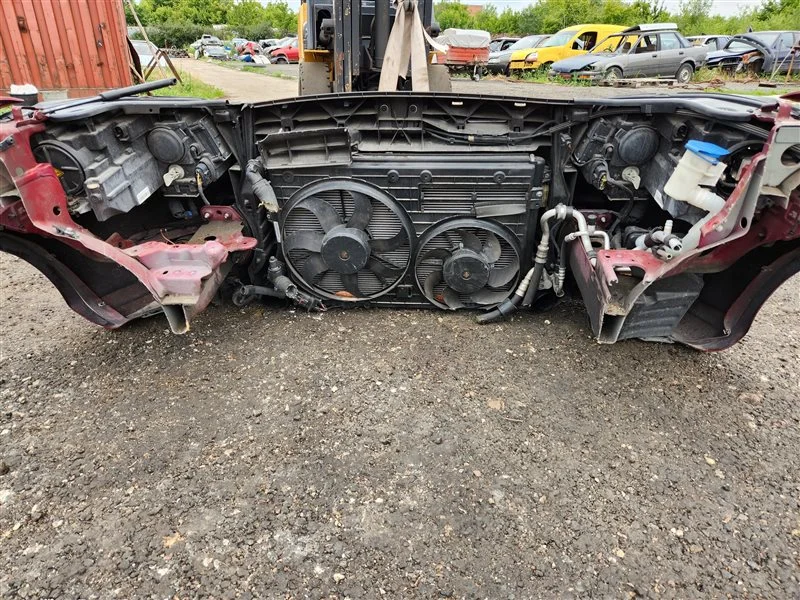 Nose cut Volkswagen Touran 1T3 2013 - миниатюра 5