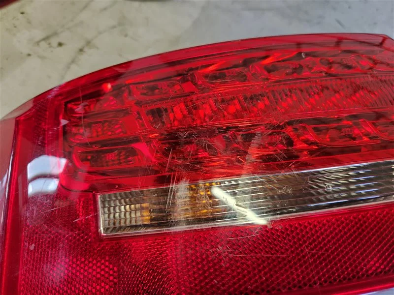 Стоп-сигнал Audi A5 8T 2010 - миниатюра 7
