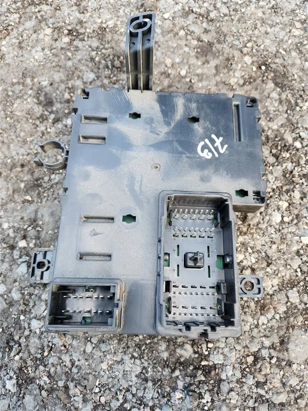 Блок предохранителей Kia Mohave HM D6EA 2012 - миниатюра 5
