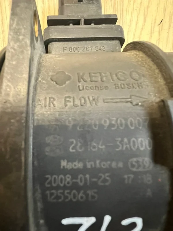 Датчик расхода воздуха ДРВ Kia Mohave HM D6EA 2012 - миниатюра 5