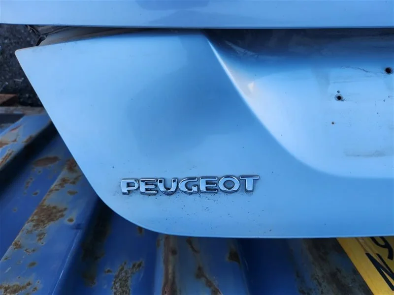 Крышка багажника Peugeot 207 CC 2011 - миниатюра 5