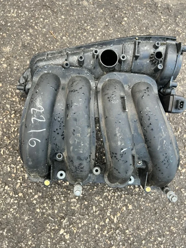 Коллектор впускной bmw 3 E90 N46B20 2013 - миниатюра 4