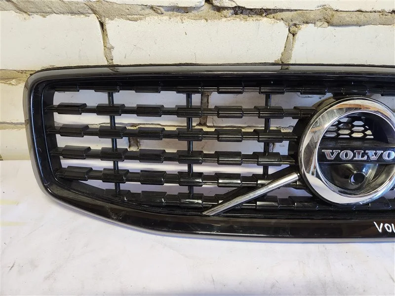 Решетка радиатора Volvo S80 2021 - миниатюра 2