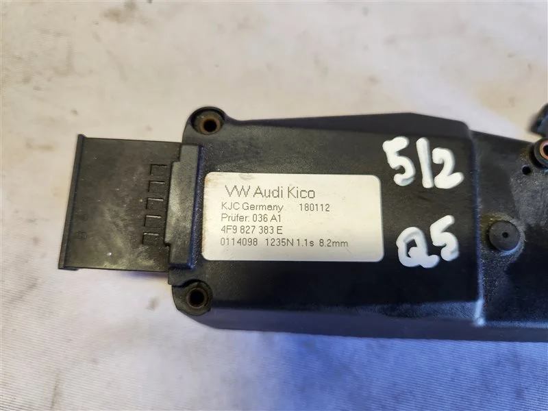 Замок багажника Audi Q5 CAL 2008-2012 - миниатюра 3