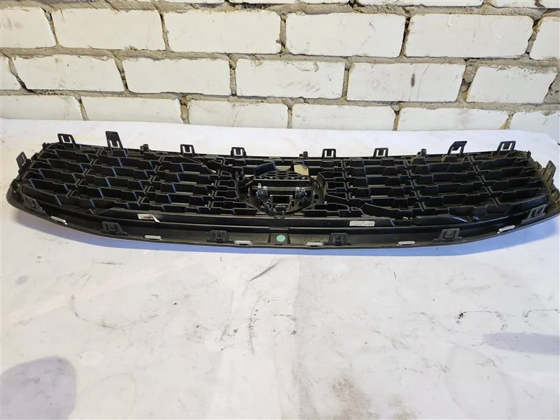 Решетка радиатора Volvo S60 2020 - миниатюра 6