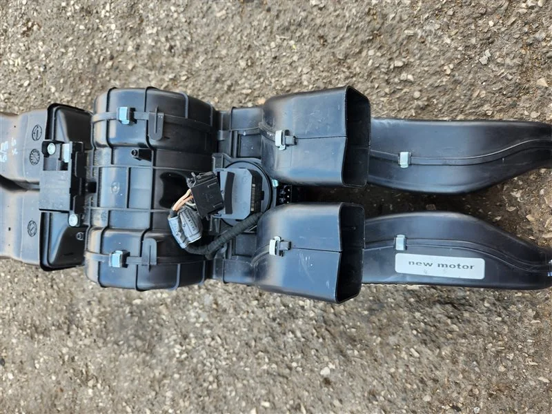 Печка салона задняя BMW X5 E70 N62B48B 2012 - миниатюра 3