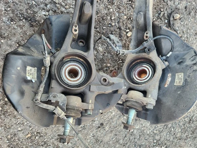 Кулак поворотный передний Hyundai Sonata 5 2010 - миниатюра 10