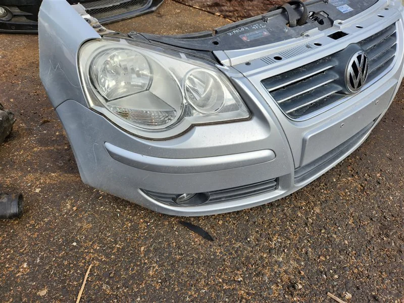 Nose cut Volkswagen Polo MK4 2008 - миниатюра 4