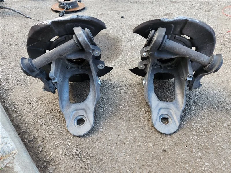 Кулак поворотный задний BMW X5 E70 N62B48B 2012 - миниатюра 4