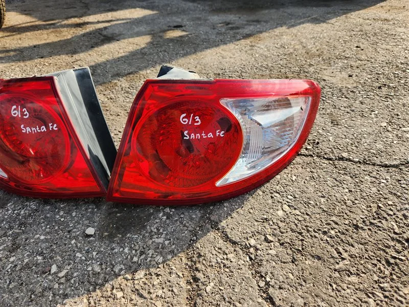 Стоп-сигнал задний Hyundai Santa Fe 2 G6EA 2.7 - миниатюра 2