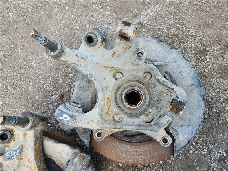 Кулак поворотный передний Hyundai Santa Fe 2 G6EA - миниатюра 5