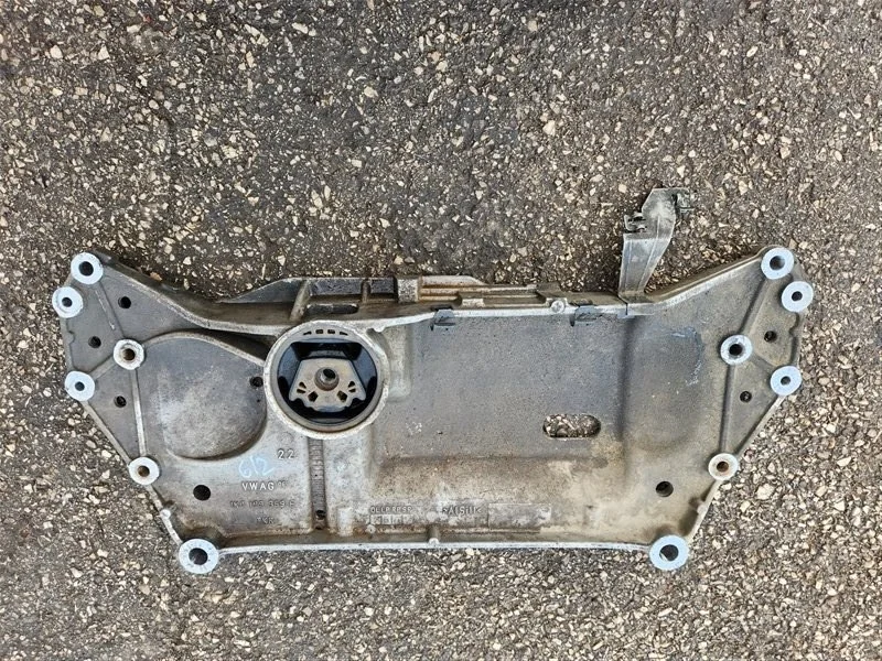 Балка подвески передняя Audi A3 8P CDA 2004-2013 - миниатюра 4