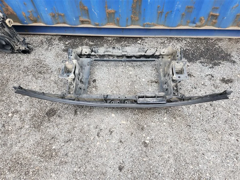 Рамка радиатора передняя Audi A3 8P CDA 2004-2013 - миниатюра 5