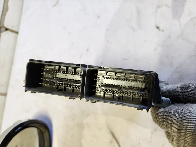 Блок управления двигателем Ford Focus 3 3 2013 - миниатюра 6