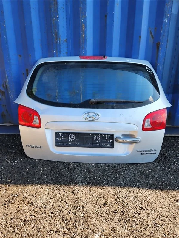 Дверь багажника Hyundai Santa Fe 2 G6EA 2.7 2010 - изображение 1
