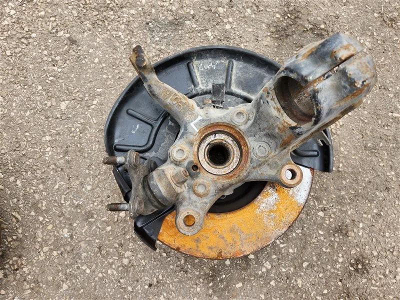 Кулак поворотный передний Audi A3 8P CDA 2004-2013 - миниатюра 4