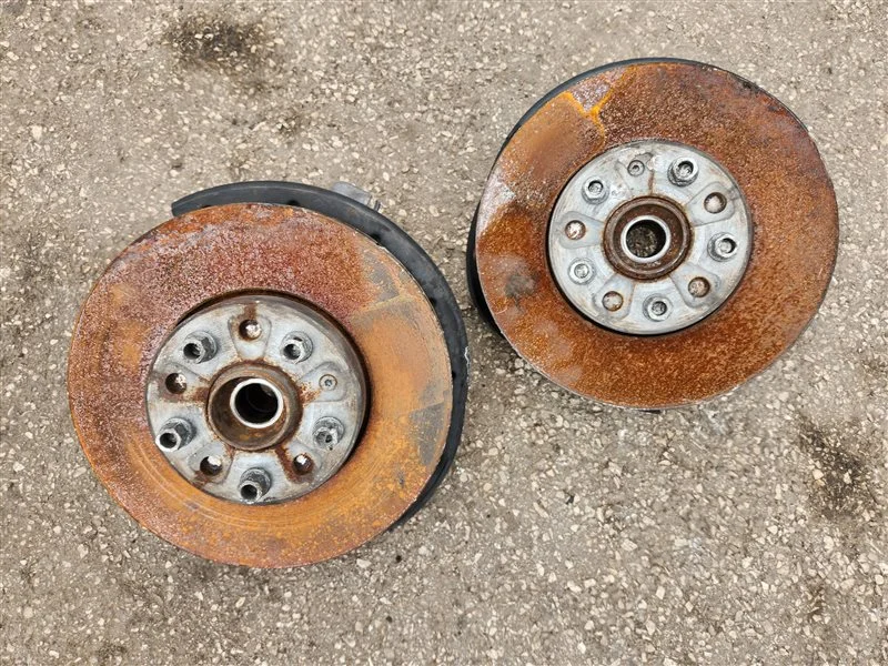Кулак поворотный передний Audi A3 8P CDA 2004-2013 - миниатюра 6