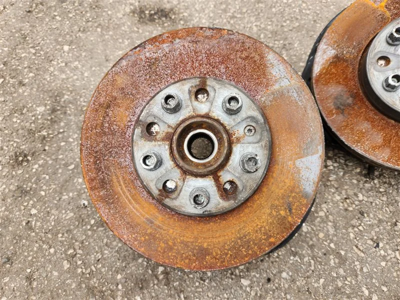 Кулак поворотный передний Audi A3 8P CDA 2004-2013 - миниатюра 7