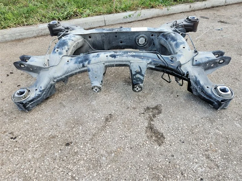 Балка подвески задняя BMW X5 E70 N62B48B 2012 - миниатюра 6