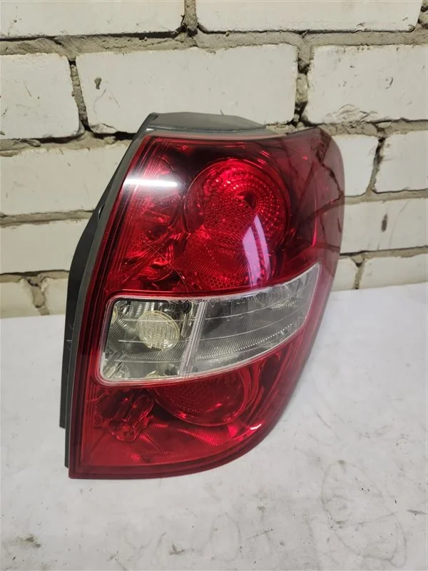Стоп-сигнал задний правый Chevrolet captiva C100 - миниатюра 2