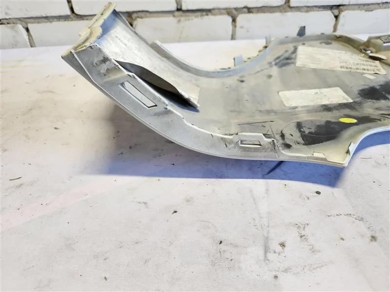 Клык бампера BMW X5 E70 N62B48B 2012 - миниатюра 4