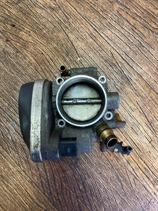 Дросельная заслонка Chevrolet Cruze F18D4 2012 - миниатюра 2
