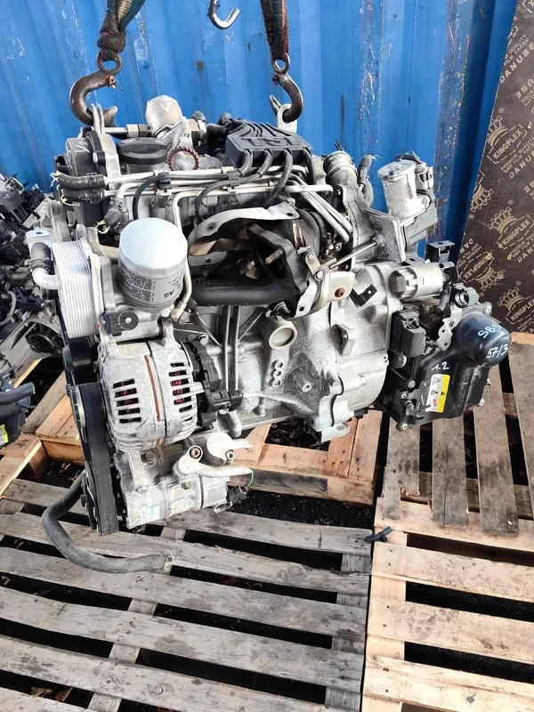 Двигатель Skoda Octavia A5 CBZ 2012 - миниатюра 2