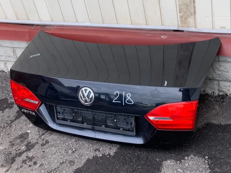 Крышка багажника Volkswagen jetta 6 2015 - миниатюра 2