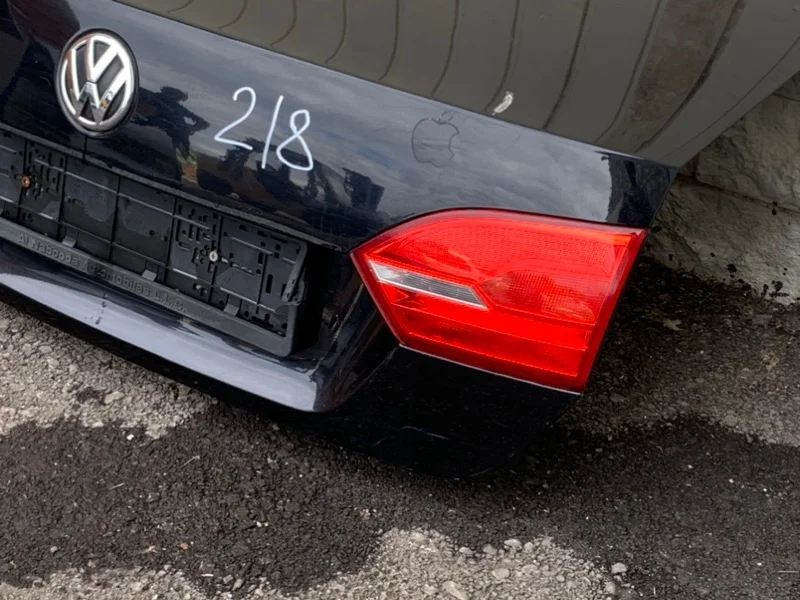 Крышка багажника Volkswagen jetta 6 2015 - миниатюра 6