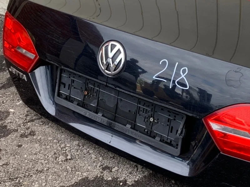 Крышка багажника Volkswagen jetta 6 2015 - миниатюра 8
