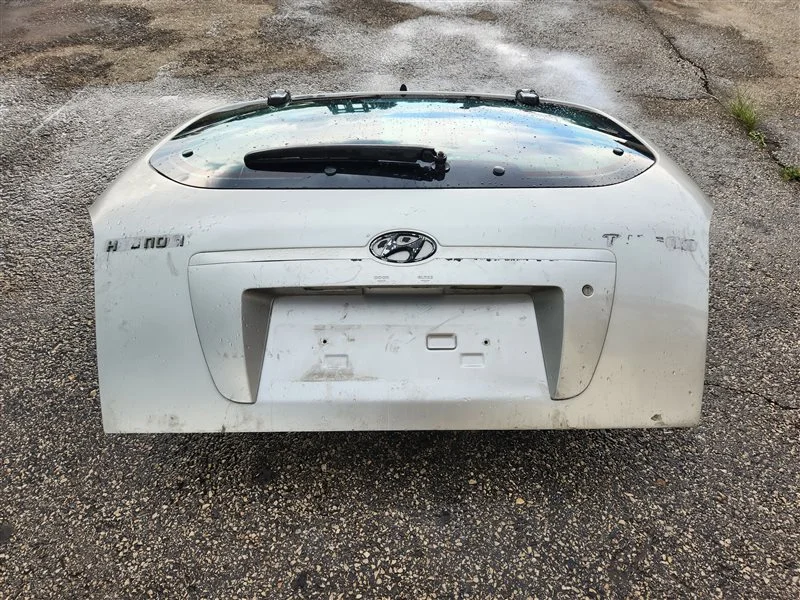 Крышка багажника Hyundai Tucson 2 G6BA 2011 - миниатюра 2