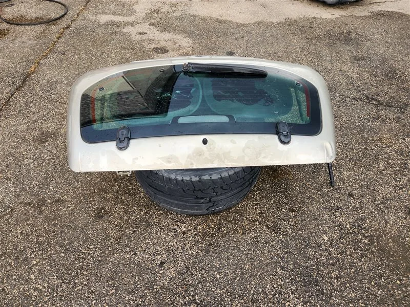 Крышка багажника Hyundai Tucson 2 G6BA 2011 - миниатюра 4