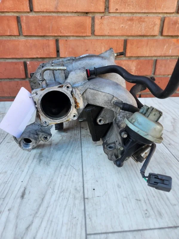 Коллектор впускной Mazda CX7 1 L3 VDT 2.3 2012 - миниатюра 2