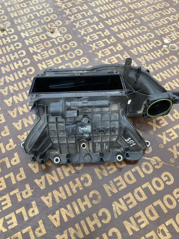 Коллектор впускной Volkswagen Golf CAX1.4 2012 - миниатюра 5