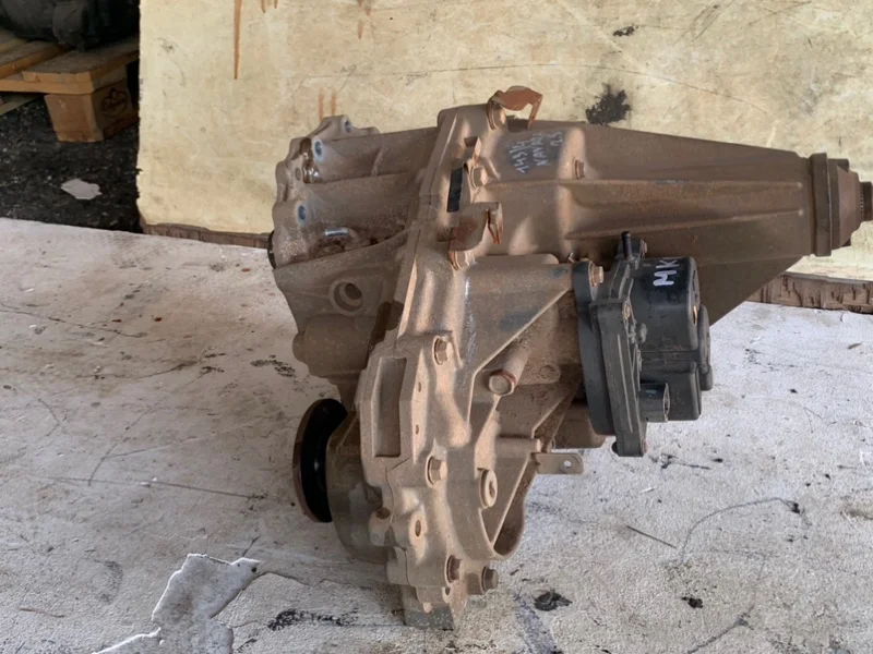 Раздаточная коробка Nissan D40 1 YD25 2008 - миниатюра 10