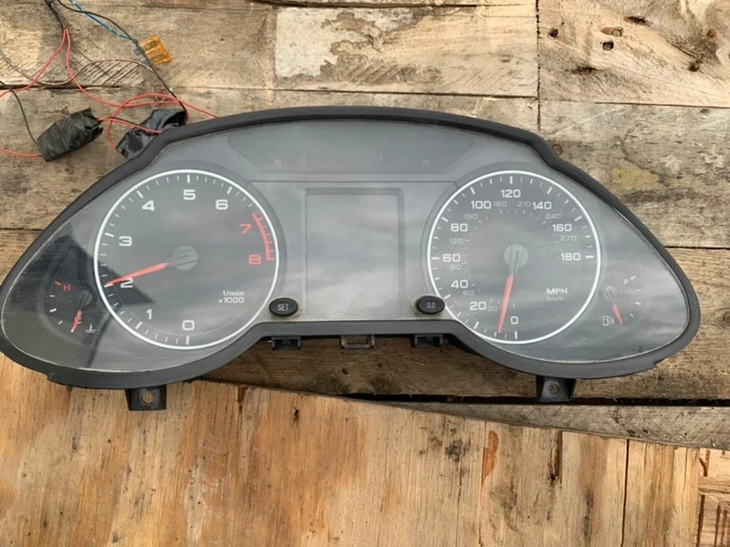 Панель приборов Audi Q5 CAL 2008-2012 - миниатюра 2