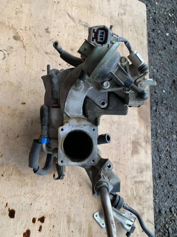 Коллектор впускной Mazda CX7 1 L3 VDT 2.3 2012 - миниатюра 10