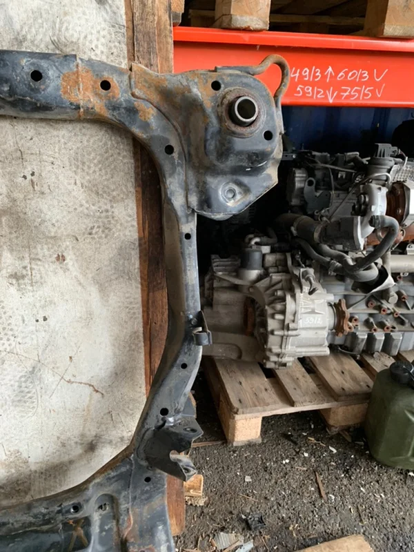 Балка подвески передняя Hyundai Santa Fe 2 G6EA - миниатюра 3