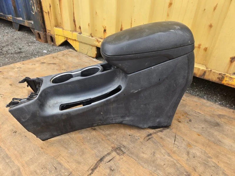 Консоль центральная Hyundai Elantra MD G4NB 1.8 - миниатюра 2