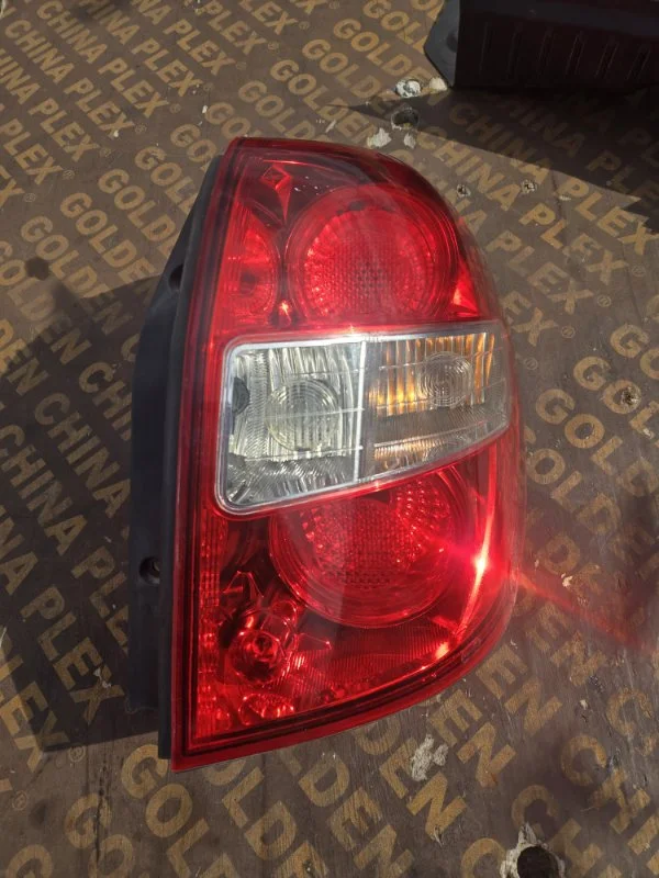 Стоп-сигнал правый Chevrolet captiva С100 - миниатюра 2