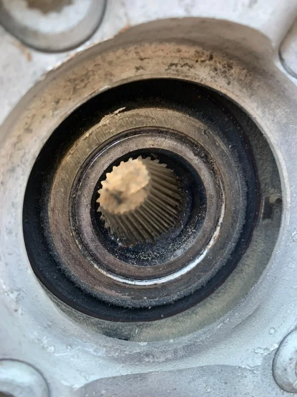 Кулак поворотный передний левый BMW X5 E70 N62B48B - миниатюра 7